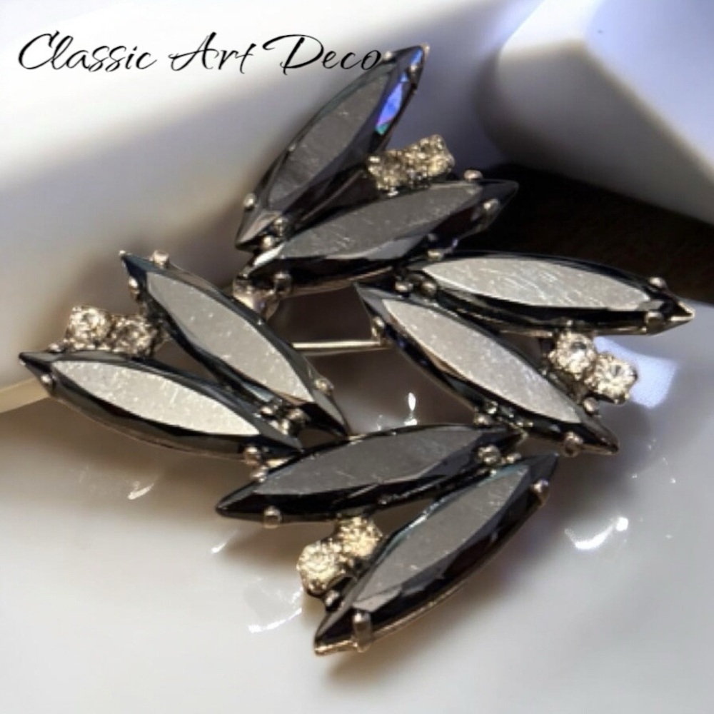 Very Rare Find - Black Crystal Statement Brooch